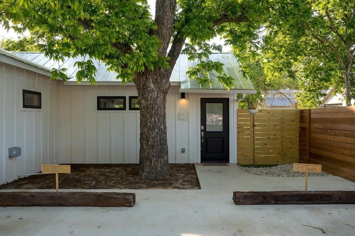 Petit Paradis Studio With Hot Tub Fredericksburg Exteriér fotografie