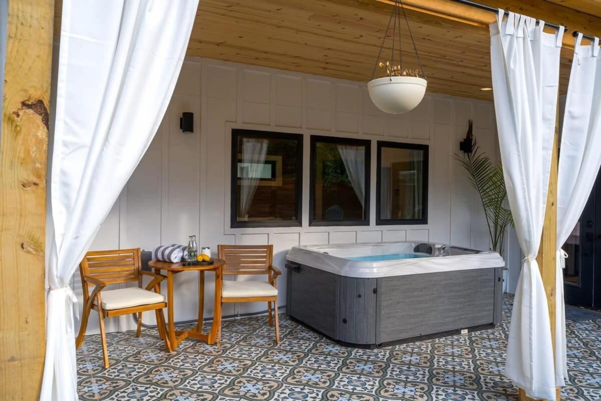 Petit Paradis Studio With Hot Tub Fredericksburg Exteriér fotografie